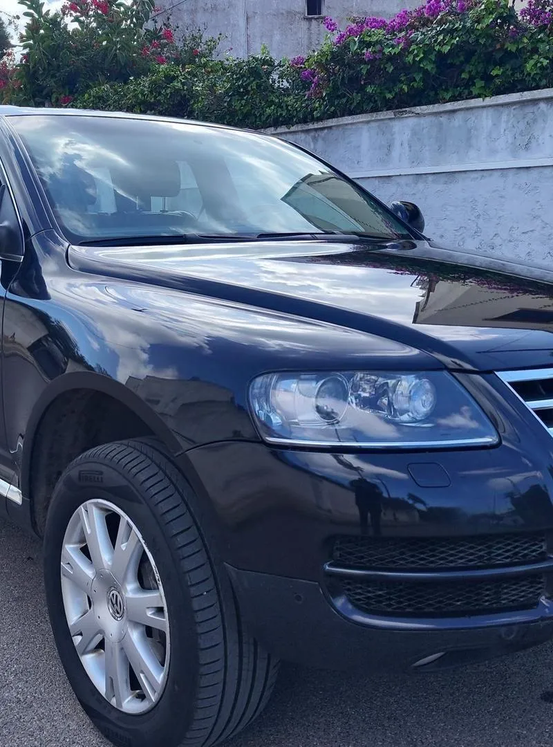 BELLE TOUAREG V6 FAIBLE KILOMÉTRAGE REPRISE OK
