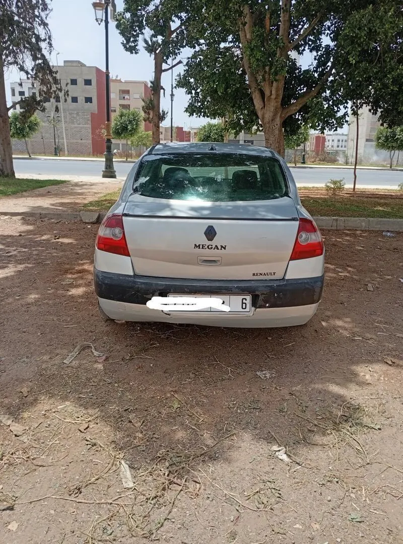 Renault Mégane 2 essence dariba 650 dh