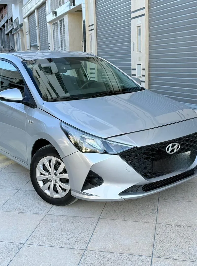Hyundai accent 2023 automatique 