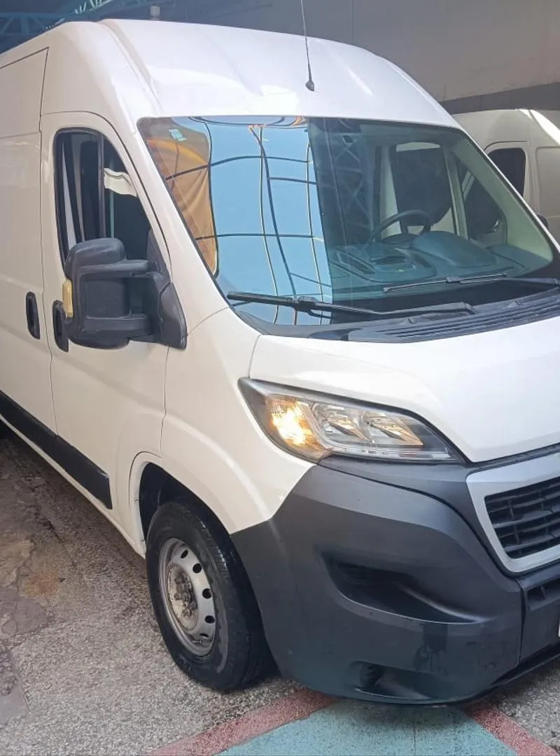 Peugeot Boxer H2L2 2018 à Fès