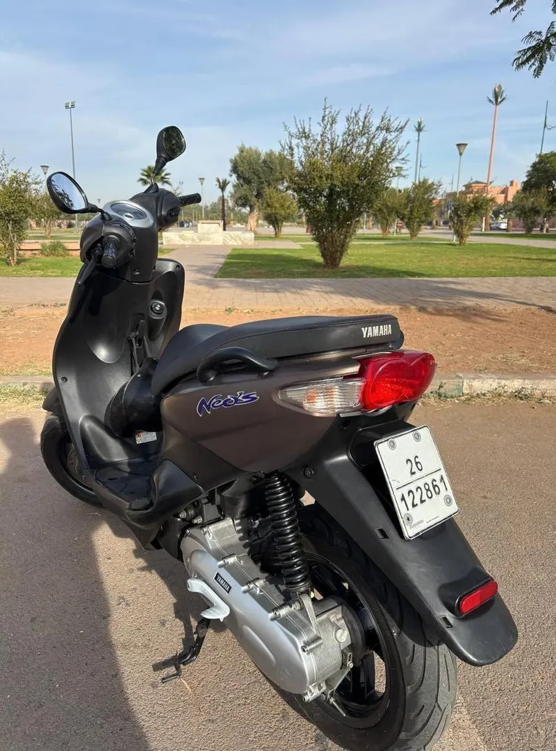 Neos Yamaha grp 16 propre