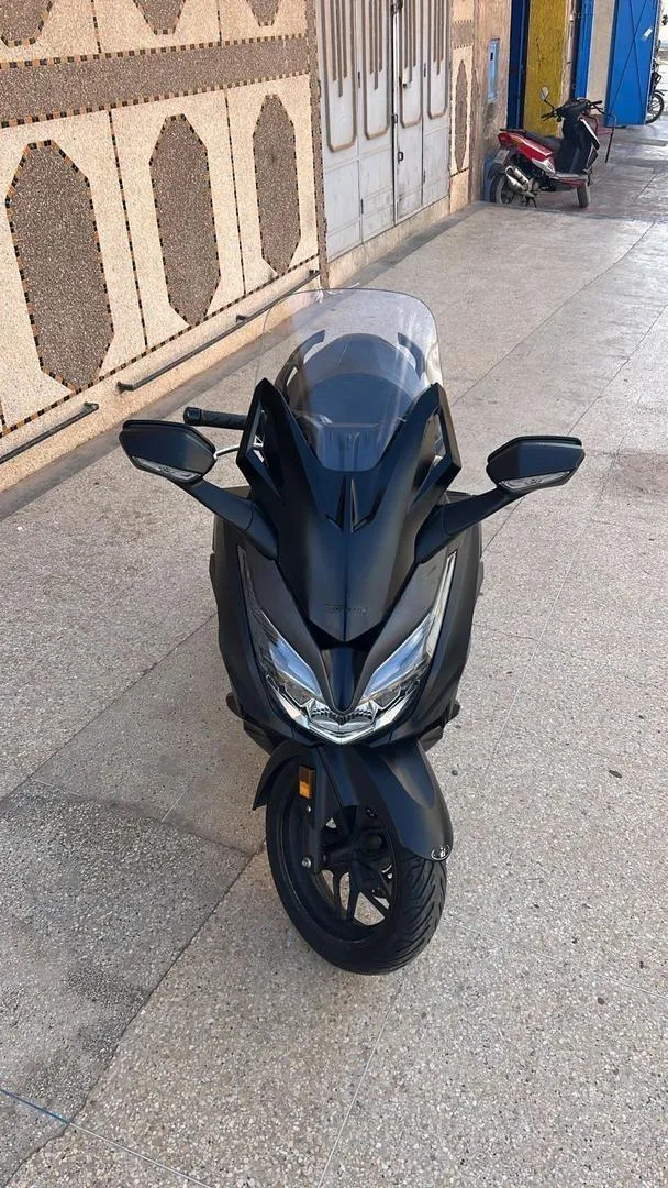 Forza 125 2020 douane 2025 20000km première main