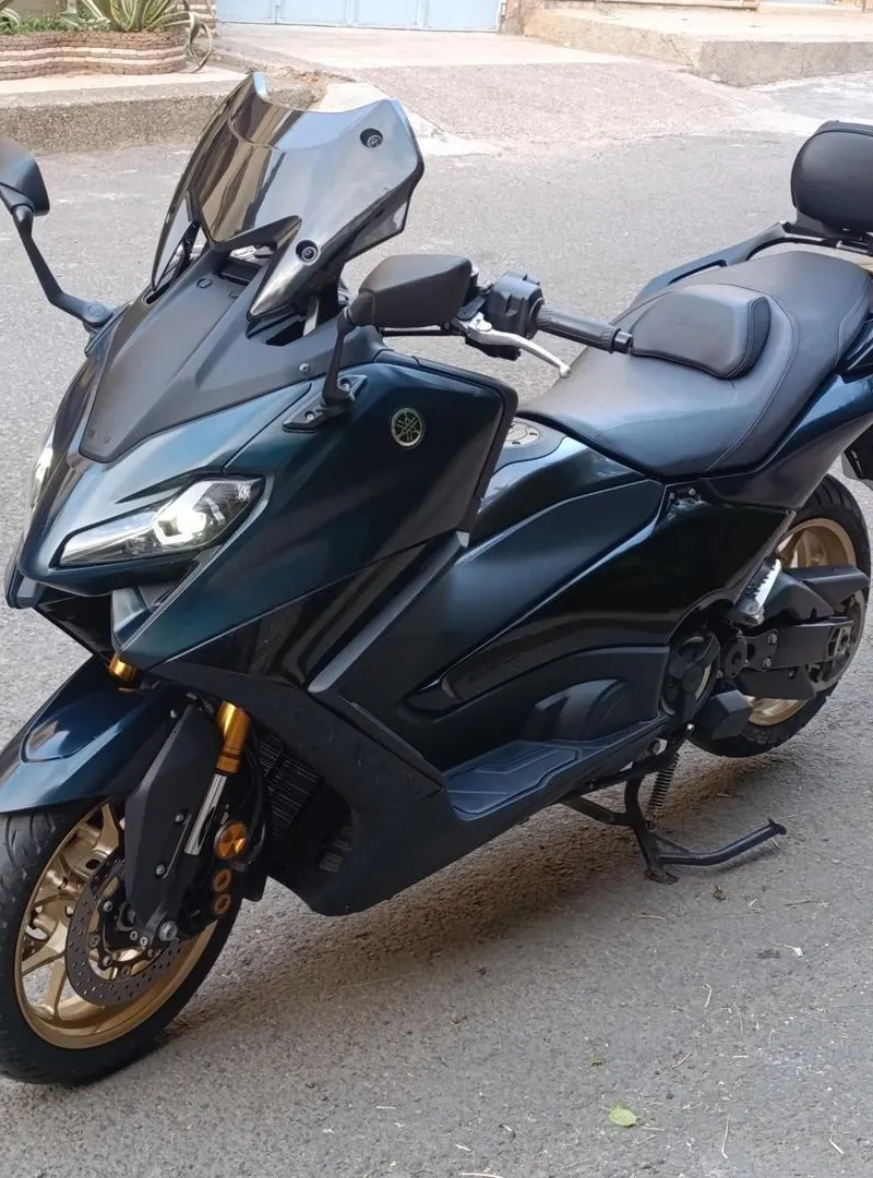 Tmax 560 1ère main