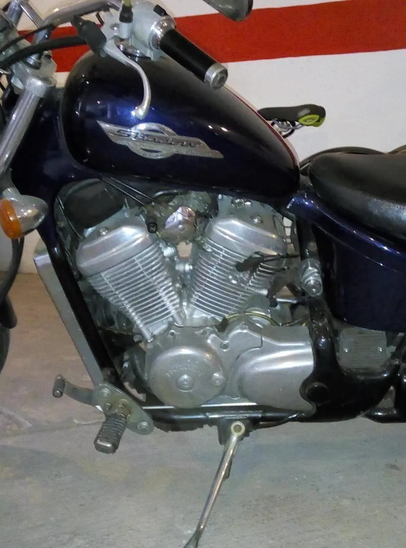 Honda Shadow 600 cm3