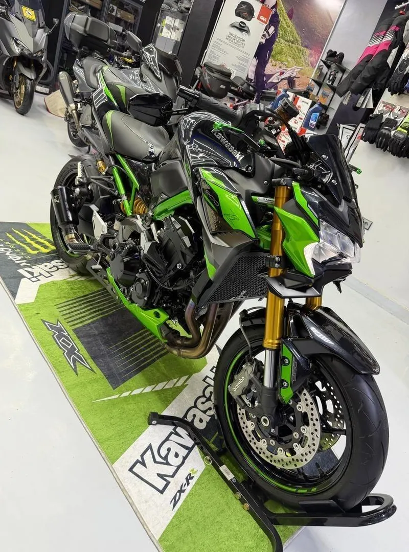 Kawasaki Z900 SE