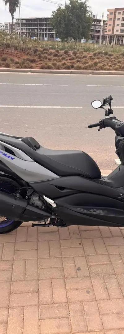 XMAX 300 à Vendre