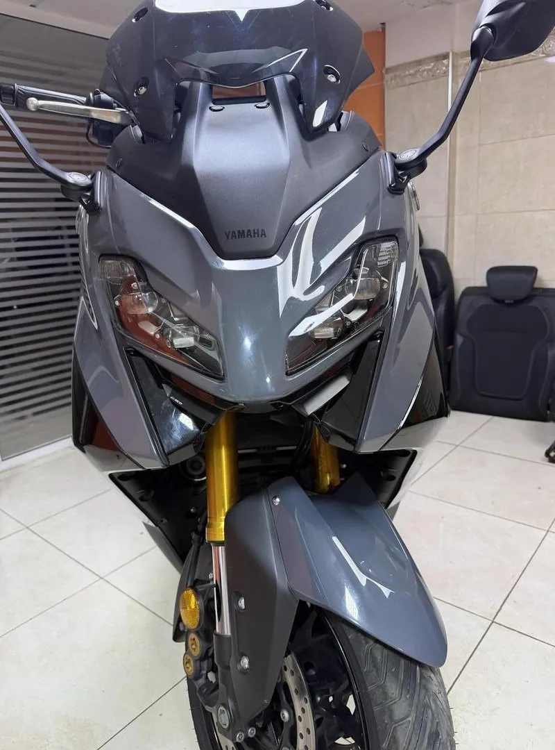 Yamaha tmax