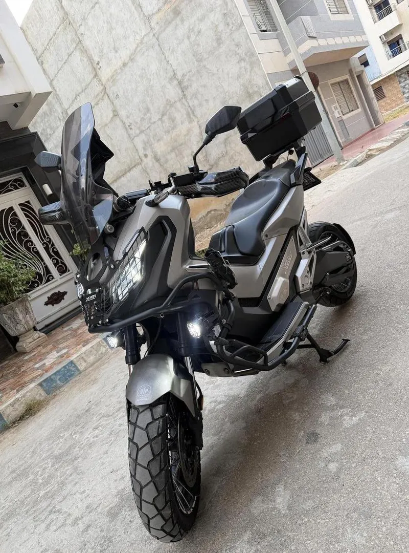 Honda X-adv