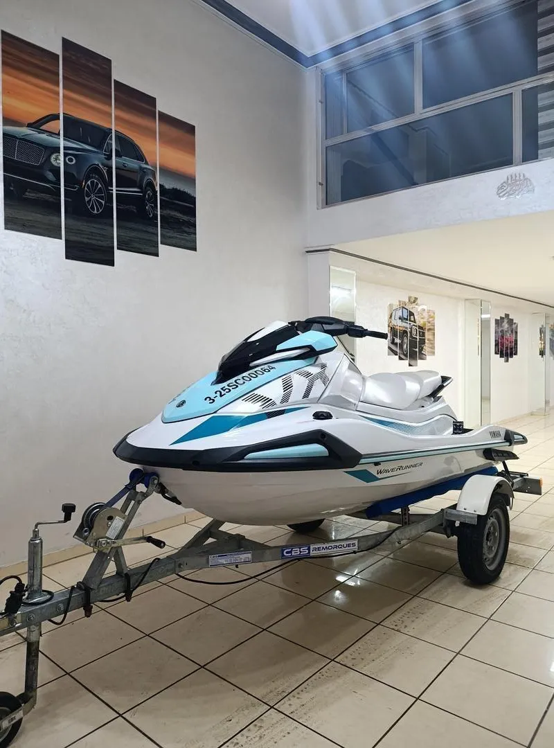 YAMAHA VX 1050