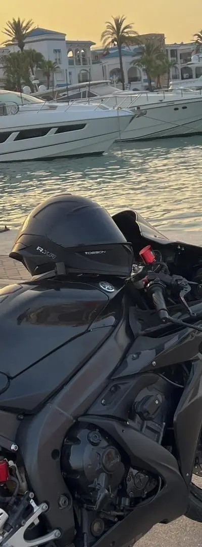 Yamaha R1
