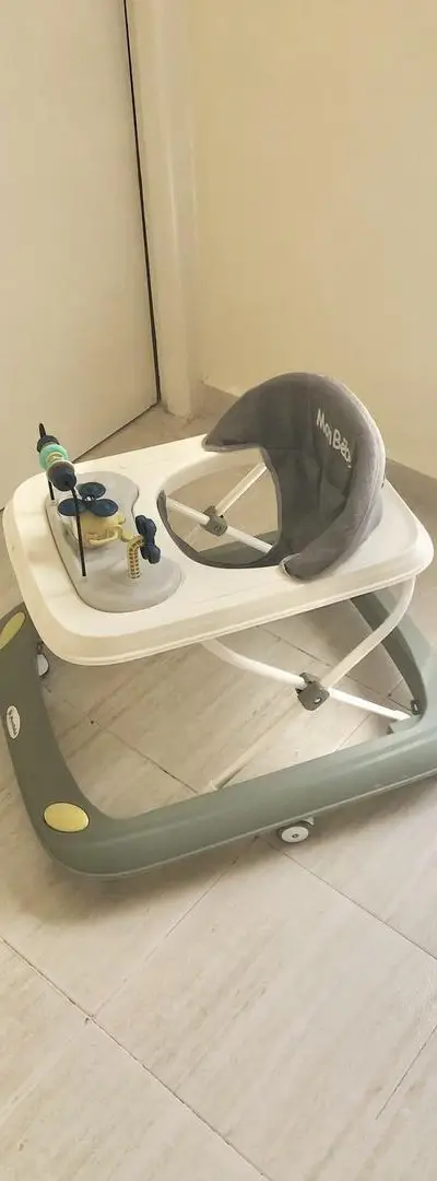 Trotteur bébé