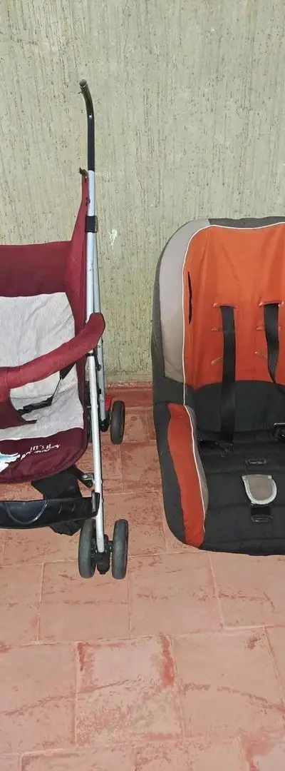Poussette avec siège auto