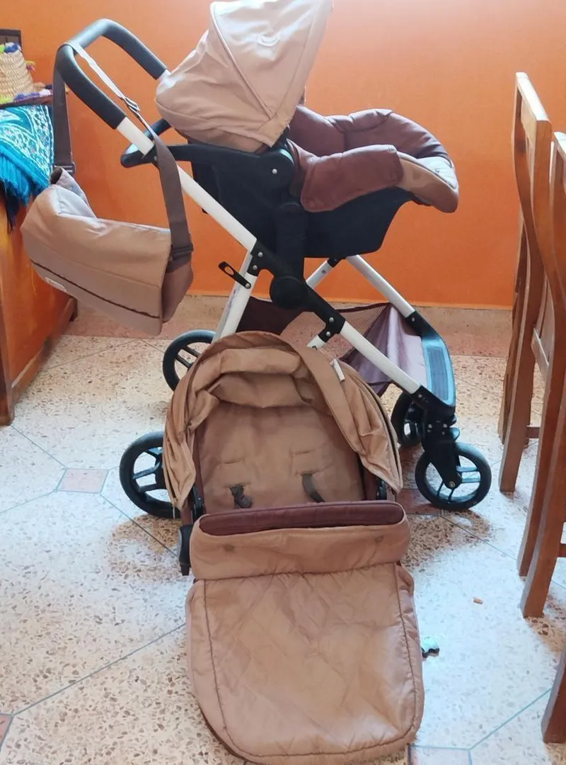 Poussette mon bébé