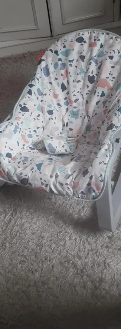 Chaise à bascule pour bébé bon état
