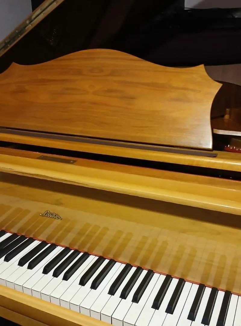 Piano à queue Sauter
