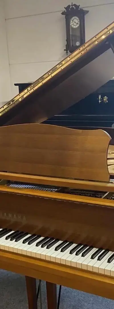 Piano Yamaha quart de queue