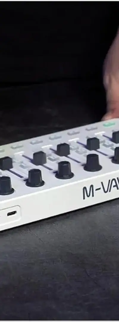 M-Vave SMC Mixer, mixeur MIDI Bluetooth