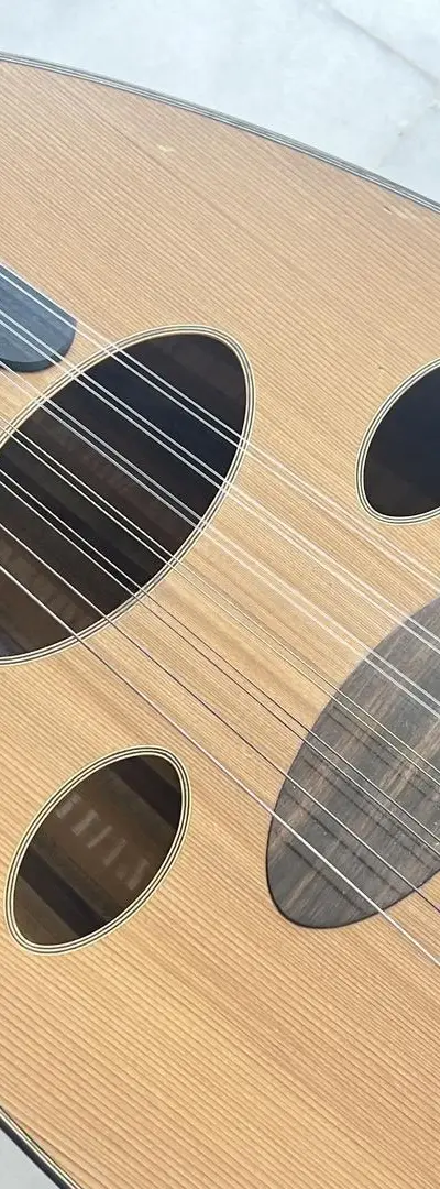 Oud professionnel 13 cordes – Khalid Belhaiba