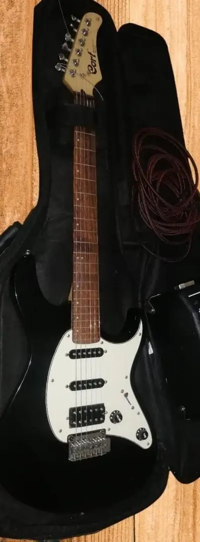 Pack Guitare Cort G250 Indonésie Ampli Fender 10G