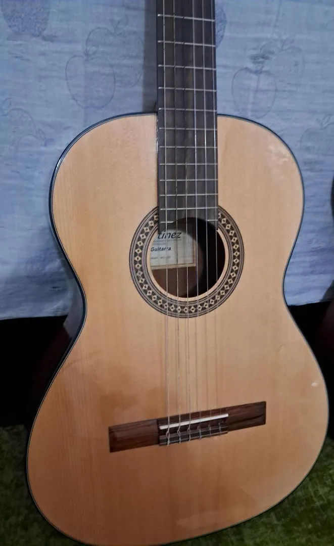 Guitare Martinez
