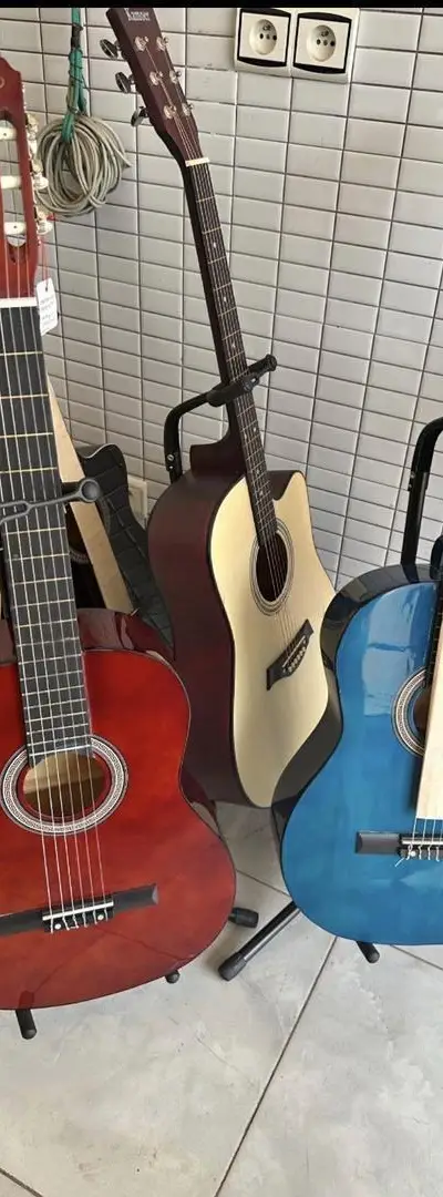 Guitare classique marque Sonata 4/4