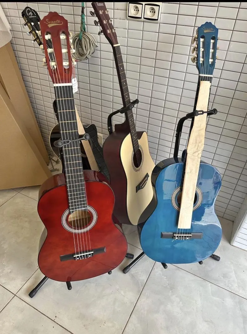 Guitare classique marque Sonata 4/4