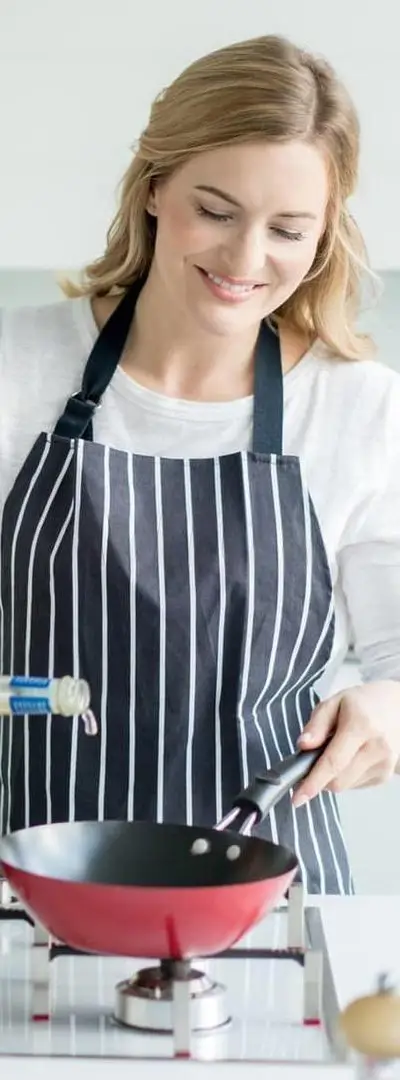 Femmes de ménage, cuisiniers, nounous, garde-malades