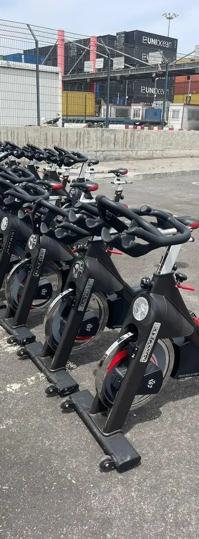 Vélos spinning professionnel importés d'occasion