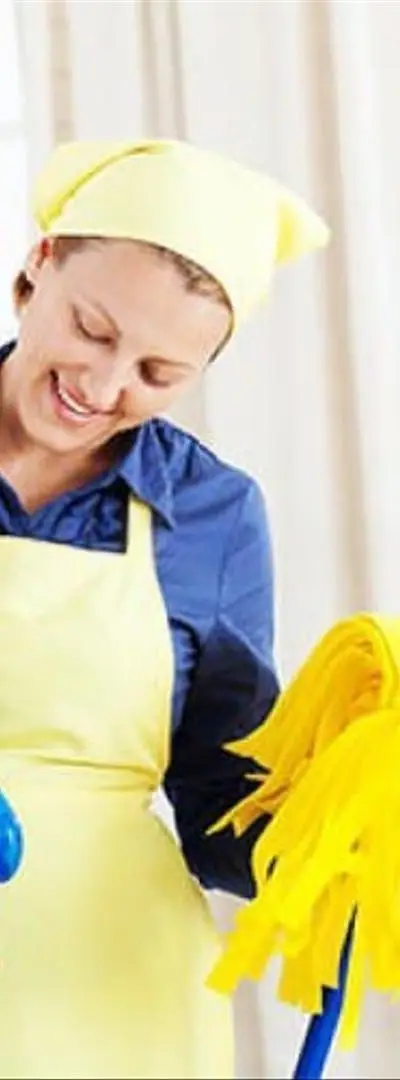 Femme de ménage, cuisinière, nounou, garde malade disponible