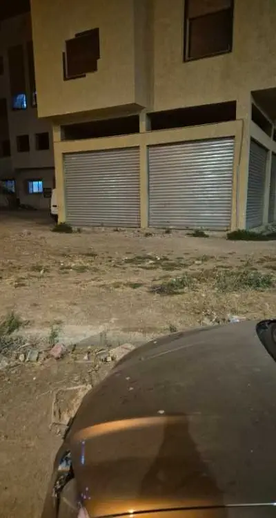 محل تجاري للبيع بموقع استراتيجي ممتاز