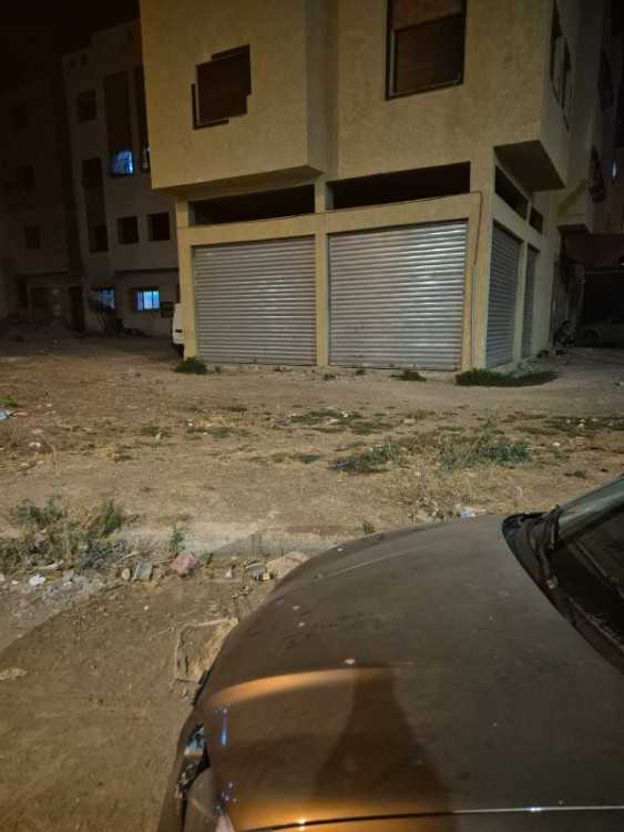 محل تجاري للبيع بموقع استراتيجي ممتاز