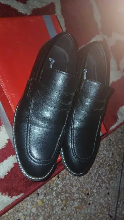 Chaussure classe bn état