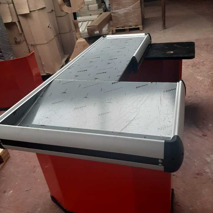 Table sortie de caisse