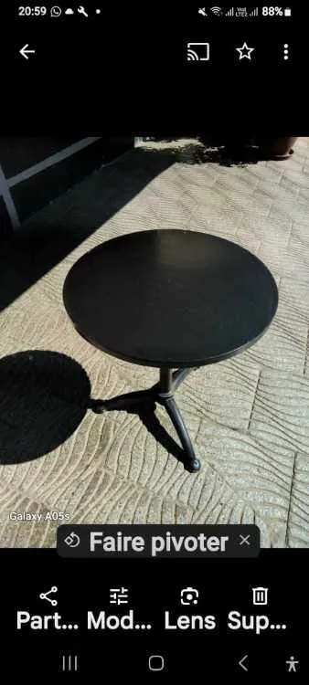 Chaises et tables