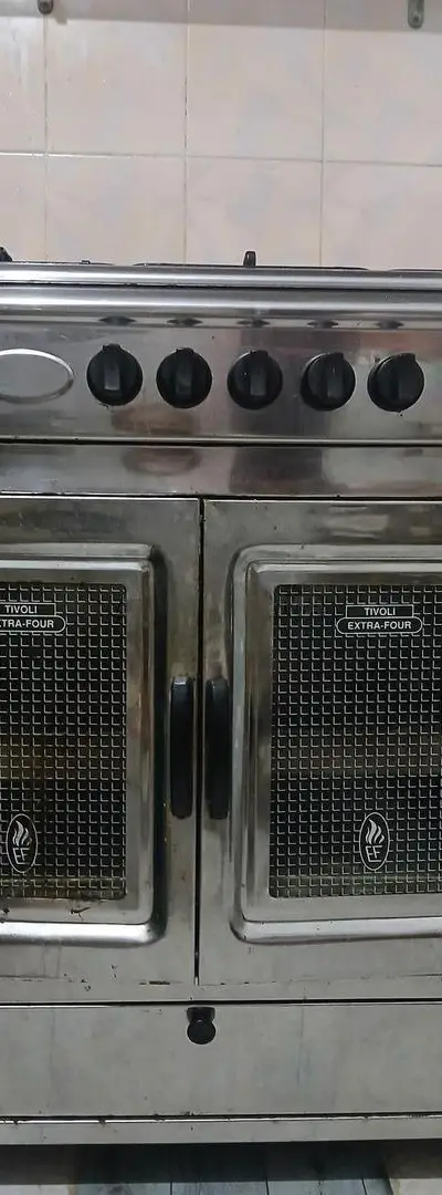 cuisinier en bon état 