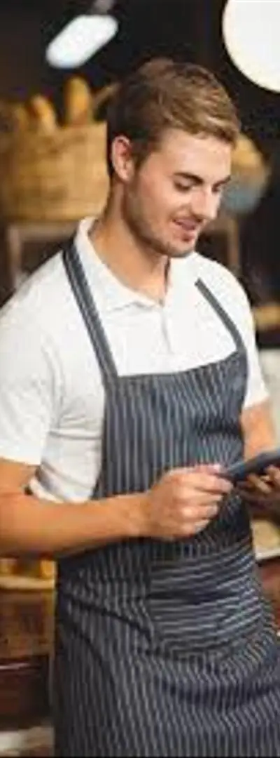Serveur, barman cafe ou restaurant