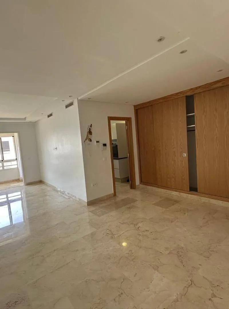 Bel Appartement à vendre à El Menzeh