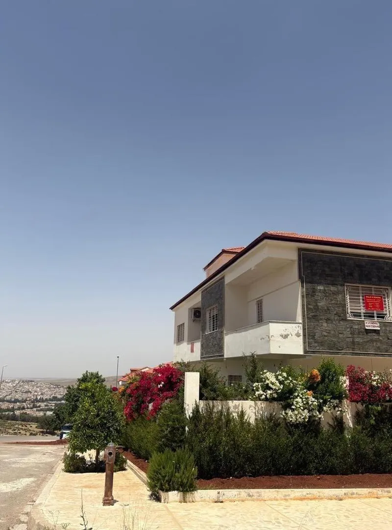 Opportunité à saisir - Villa avec vue sur Sefrou