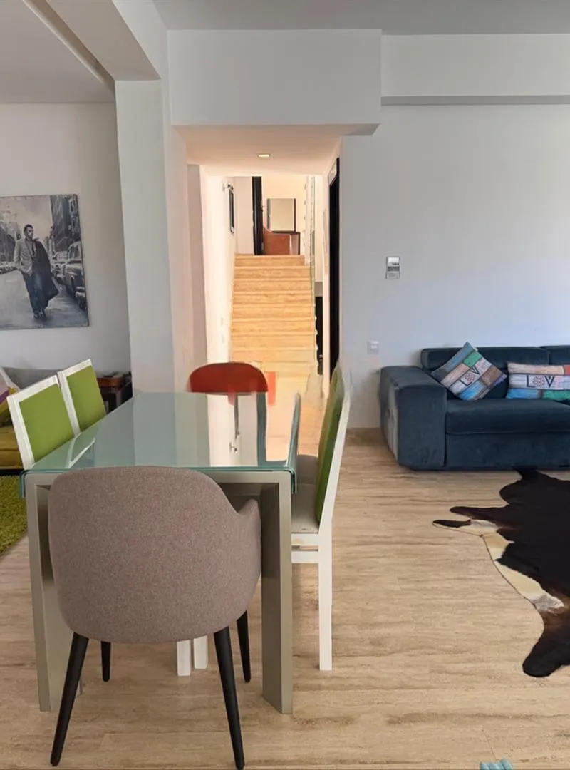 Triplex à Louer avec Piscine SKhirat