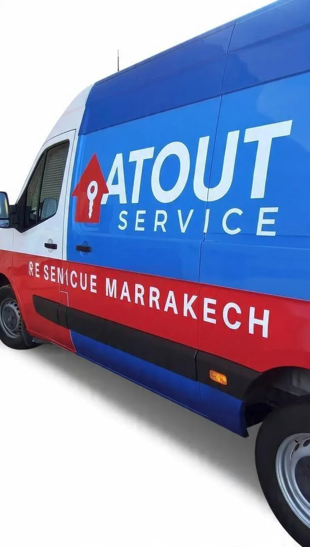 À tout service