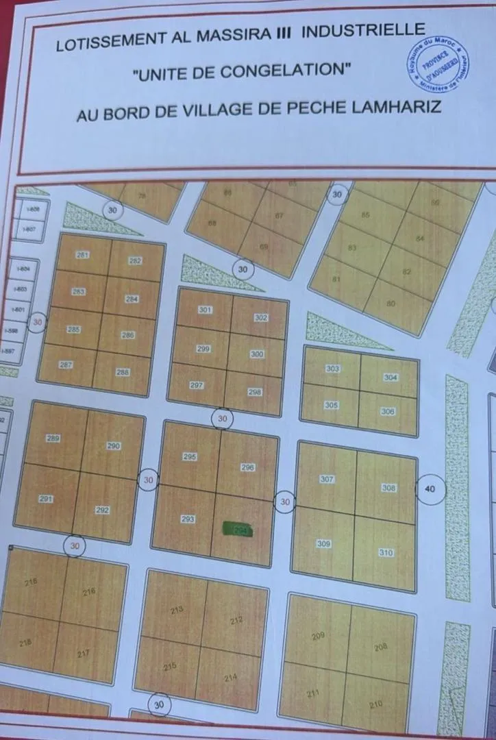 Terrain de 6666 m²