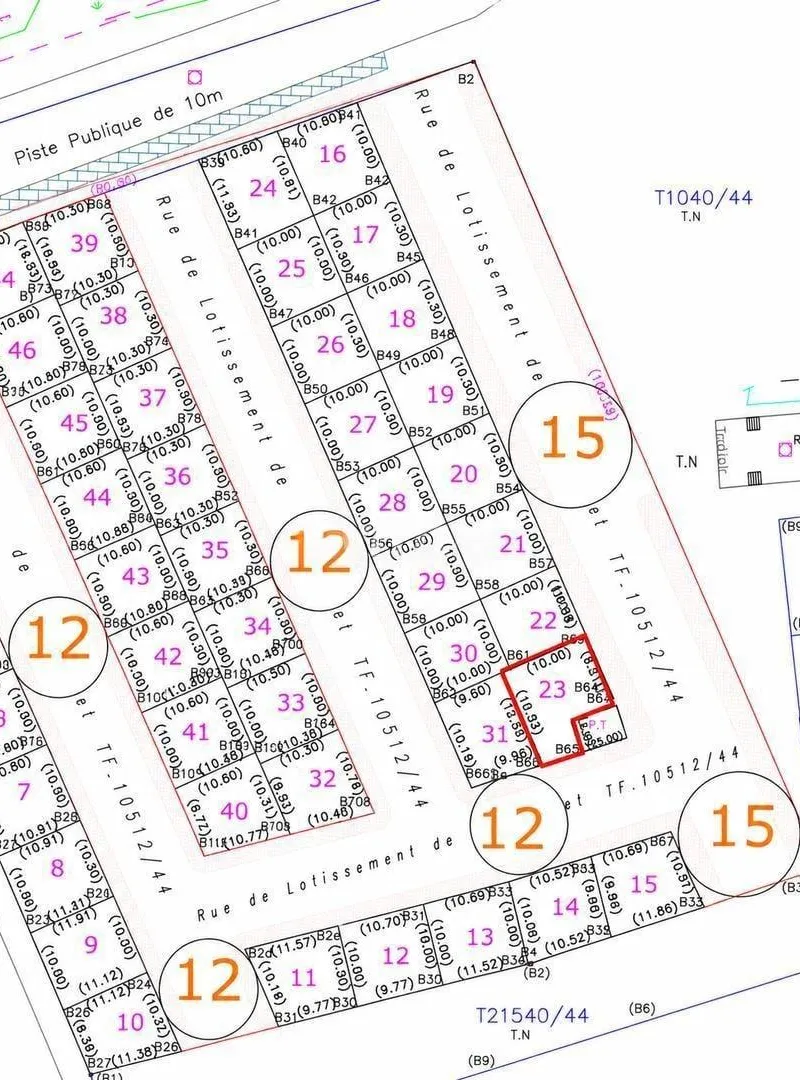 Je mets en vente ce terrain commercial R3