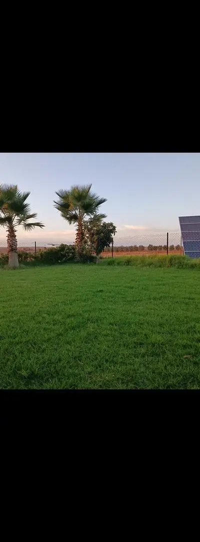 Ferme agricole bien équipée