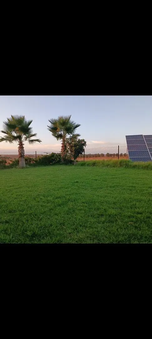 Ferme agricole bien équipée