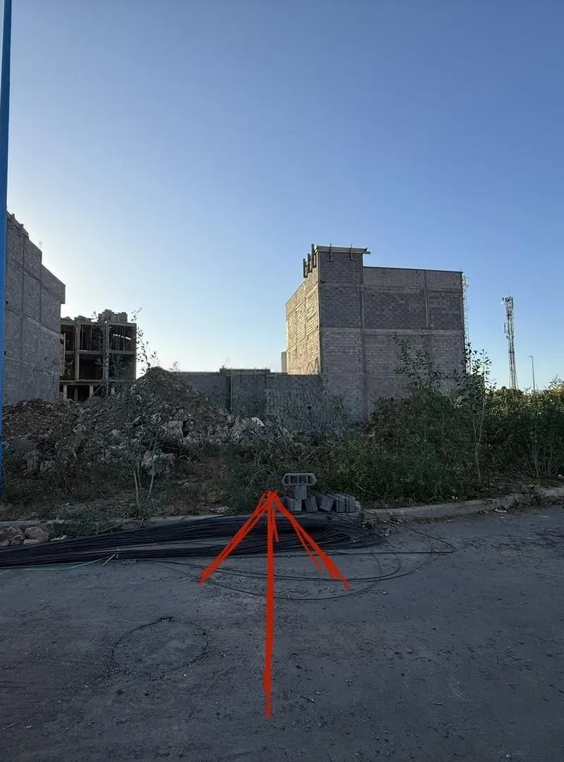 Terrain R plus 2 commercial