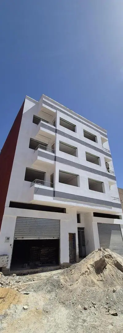 Garages à vendre 85m² et 91m² Sidi Allal El Bahraoui