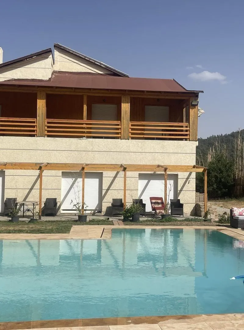 Ferme, villa et piscine privées pour vos vacances