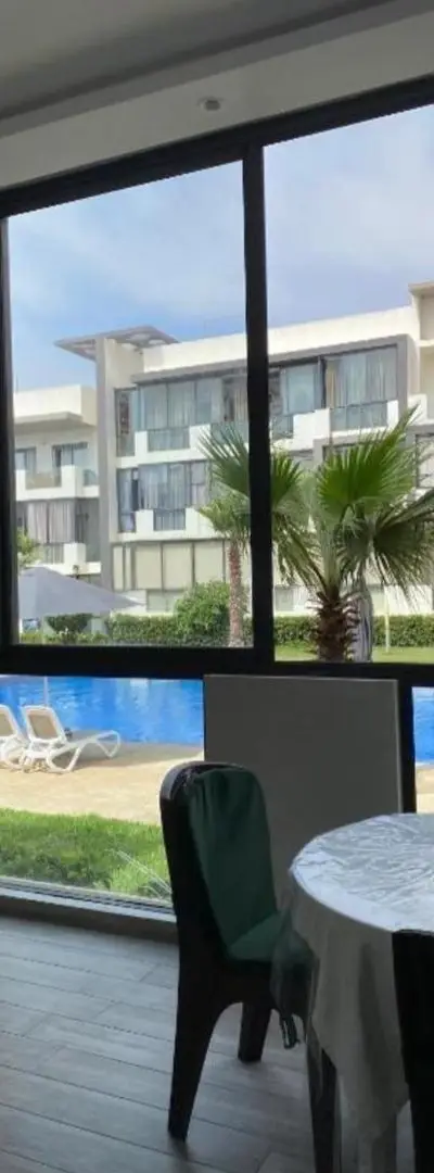 Agréable Appartement vue sur piscine