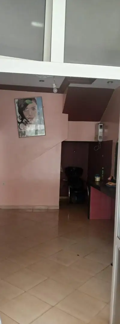 Magasin commercial 27 m2 Hay Chmaou Salé