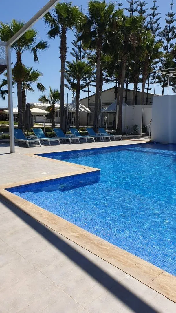 Villa à louer avec piscine à Haouzia